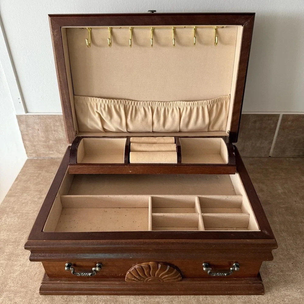 Vintage Rosalco Commodore Collection Jewelry Box Chest w/ Drawers 1987 - Picture 2 of 6